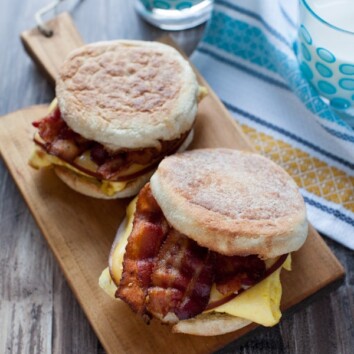 Gouda cheese takes your bacon and egg breakfast sandwich to another level! Bacon Gouda Breakfast Sandwich from thelittlekitchen.net