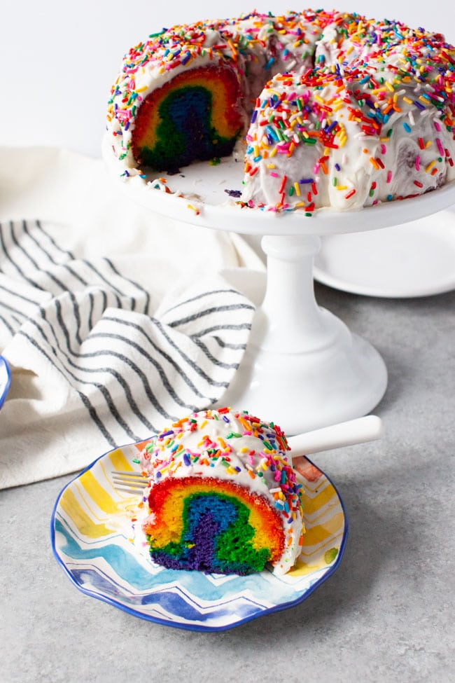Instant Pot Rainbow Bundt Cake  Instant pot recipes, Bundt cake